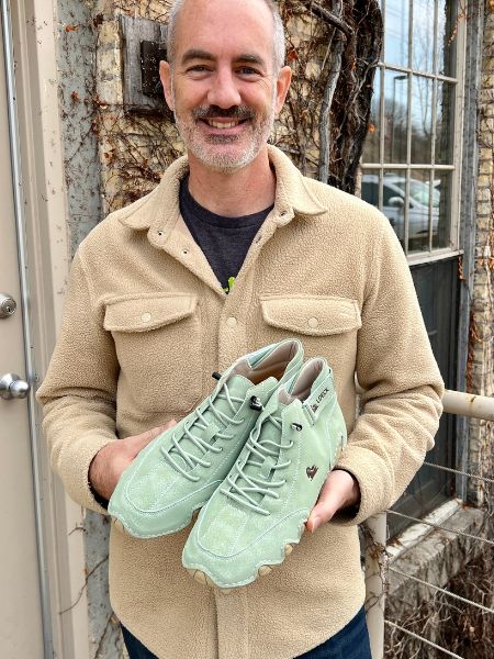 +9.000 people love our products